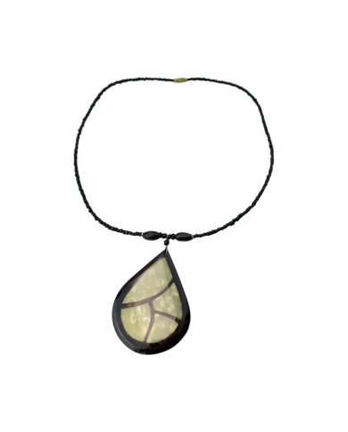 Tear Drop Cow Horn Leaf Pendant Necklace