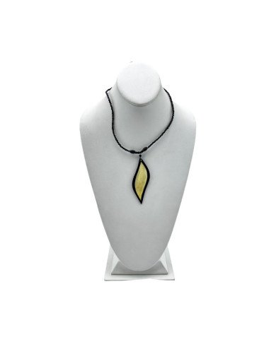 Vuli Cow Horn Necklace
