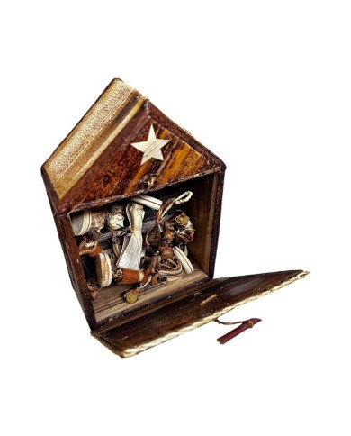 Handmade Banana Fiber Nativity Scene Box Top