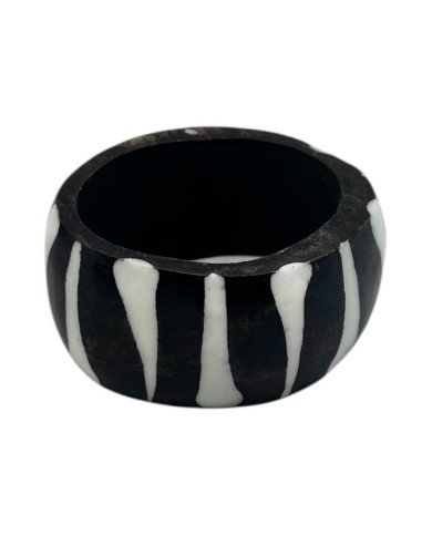 Handcarved African Msingi Stripe Batik Bone Napkin Rings